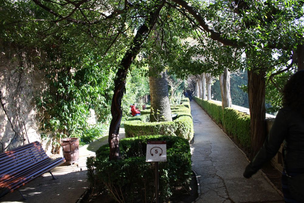 fotos-jardines-adarve-alhambra-granada